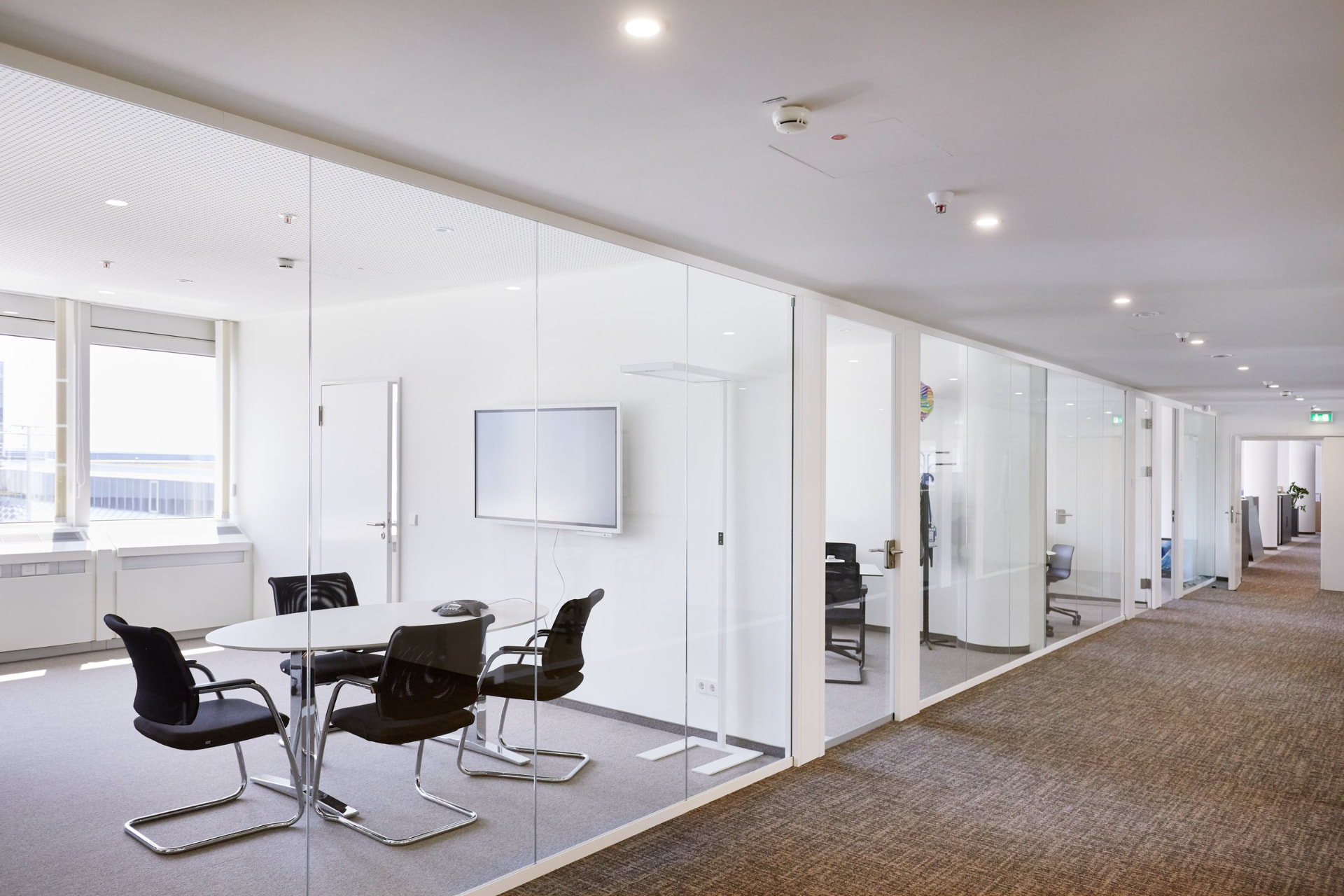 Besprechungsraum in einem von BEAG Bau ausgebauten Büro